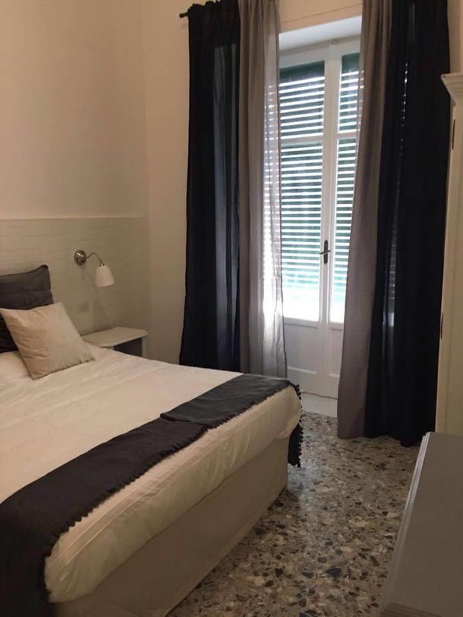 Chiaia House Bed and Breakfast Napels Buitenkant foto