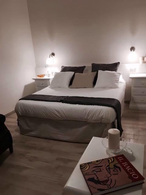 Chiaia House Bed and Breakfast Napels Buitenkant foto